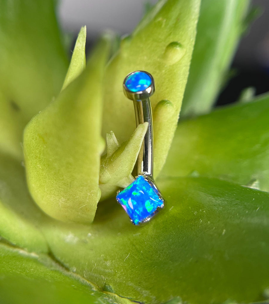Anatometal Blue Opal Navel